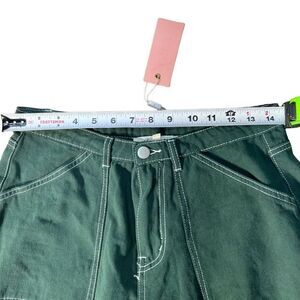 Miss Lola Woman's Green Mid Rise Wide Leg Cargo Pants Size Medium